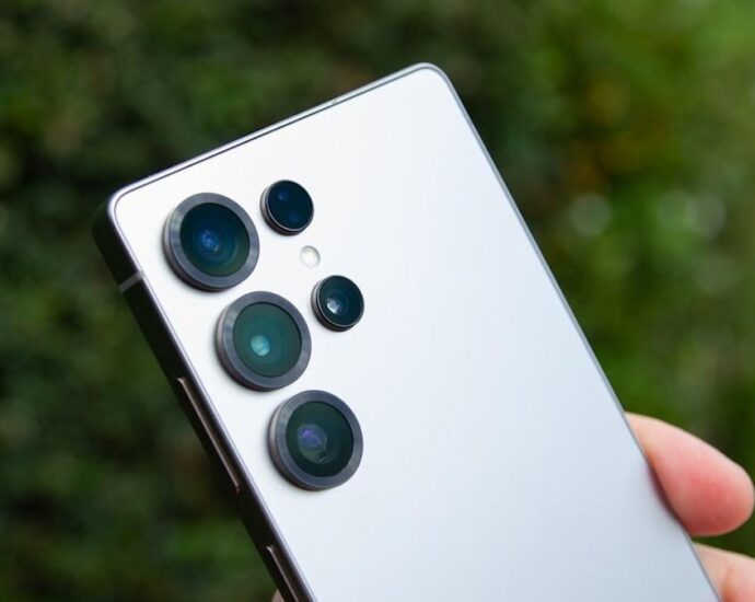 Samsung Galaxy S26 Camera Upgrade with Powerful Zoom and Night Video