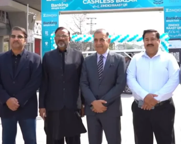 Zindigi, SBP Digitise Rawalpindi’s Saddar Bazar with Raast QR
