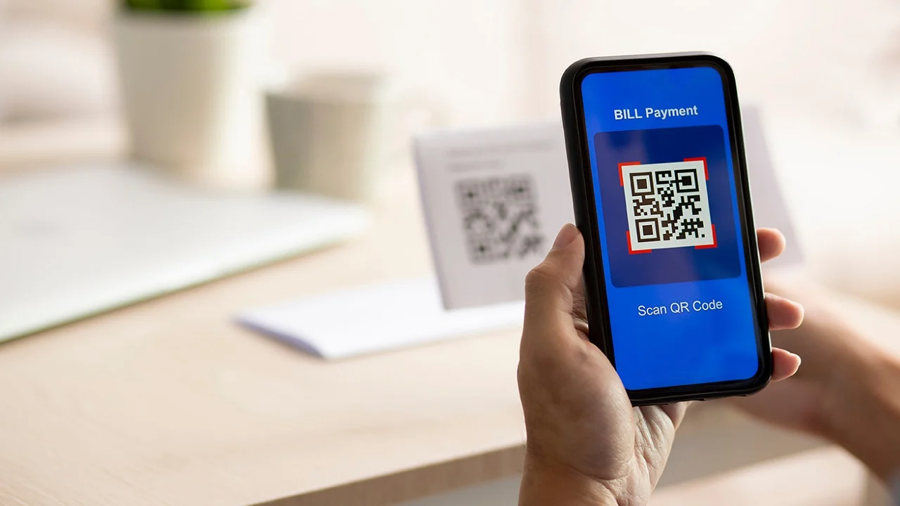 Govt Mandates QR Codes on All Bills to Accelerate Shift to Digital Payments