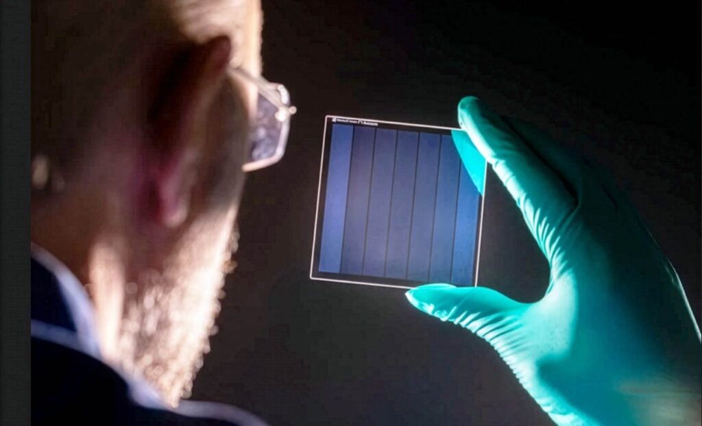 Microsoft Develops Glass Storage Technology That Can Preserve Data for Over 10,000 Years