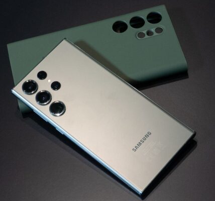 PTA Taxes on Samsung Galaxy S23 Series Surge After FBR Revises Import Valuation