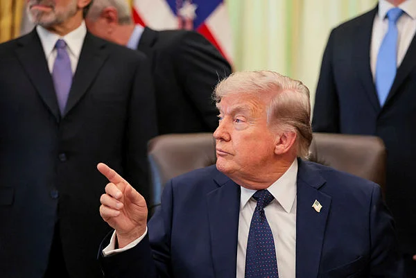 Trump Warns of Retaliation if UK Continues Targeting Google, Meta and Apple