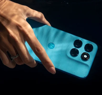 Motorola Moto G37 Retains Headphone Jack, SD Card Slot in Budget Smartphone Push