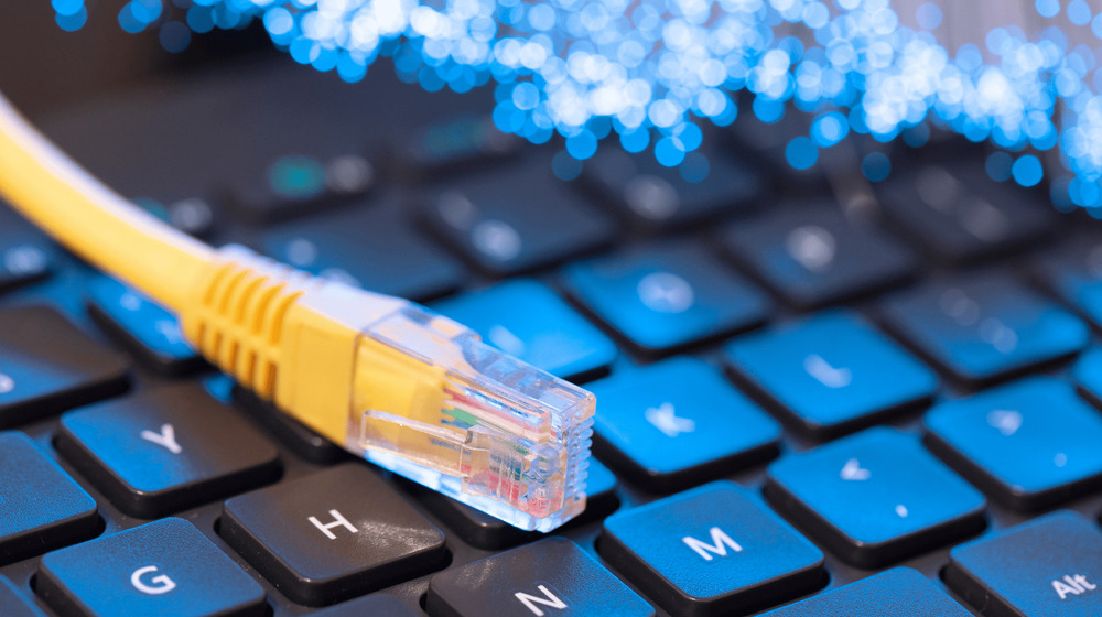 Pakistan’s Fibre Gap Threatens 5G Rollout Ambitions