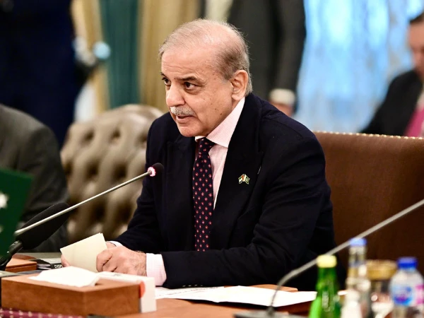 Pakistan Eyes Record IT Growth as PM Shehbaz Pushes Digital Expansion, 5G Rollout