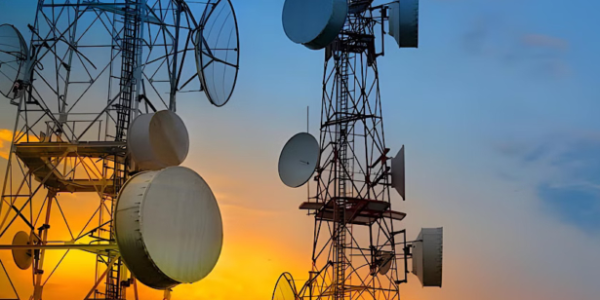 Senate IT Committee Clears Telecom Bill After Debate Over Fiber Networks, Towers and Property Rights