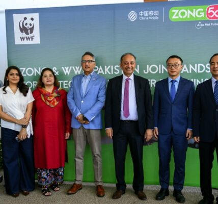 Zong, WWF Launch Pakistan's First Mobile Rescue Ambulance for Endangered Indus River Dolphin
