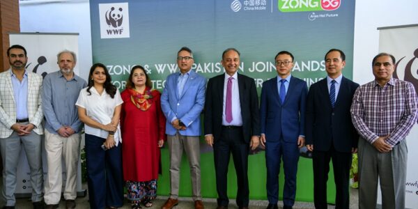Zong, WWF Launch Pakistan's First Mobile Rescue Ambulance for Endangered Indus River Dolphin