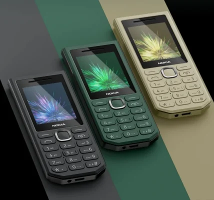 Nokia 300 Charge Brings a Massive 3,700mAh Battery to a Classic Feature Phone