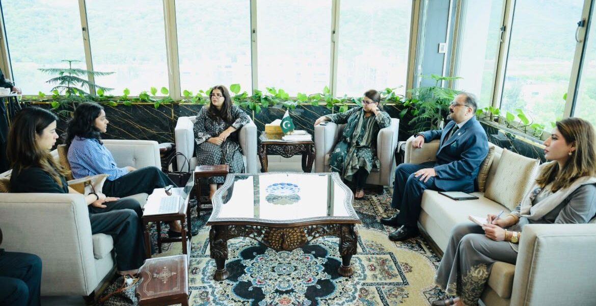Pakistan, Meta Launch AI Academy to Help 1,000 Small Businesses Go Digital