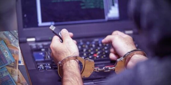 FIA Cracks Down on Copyright Violations, Illegal Internet Operations in Lahore